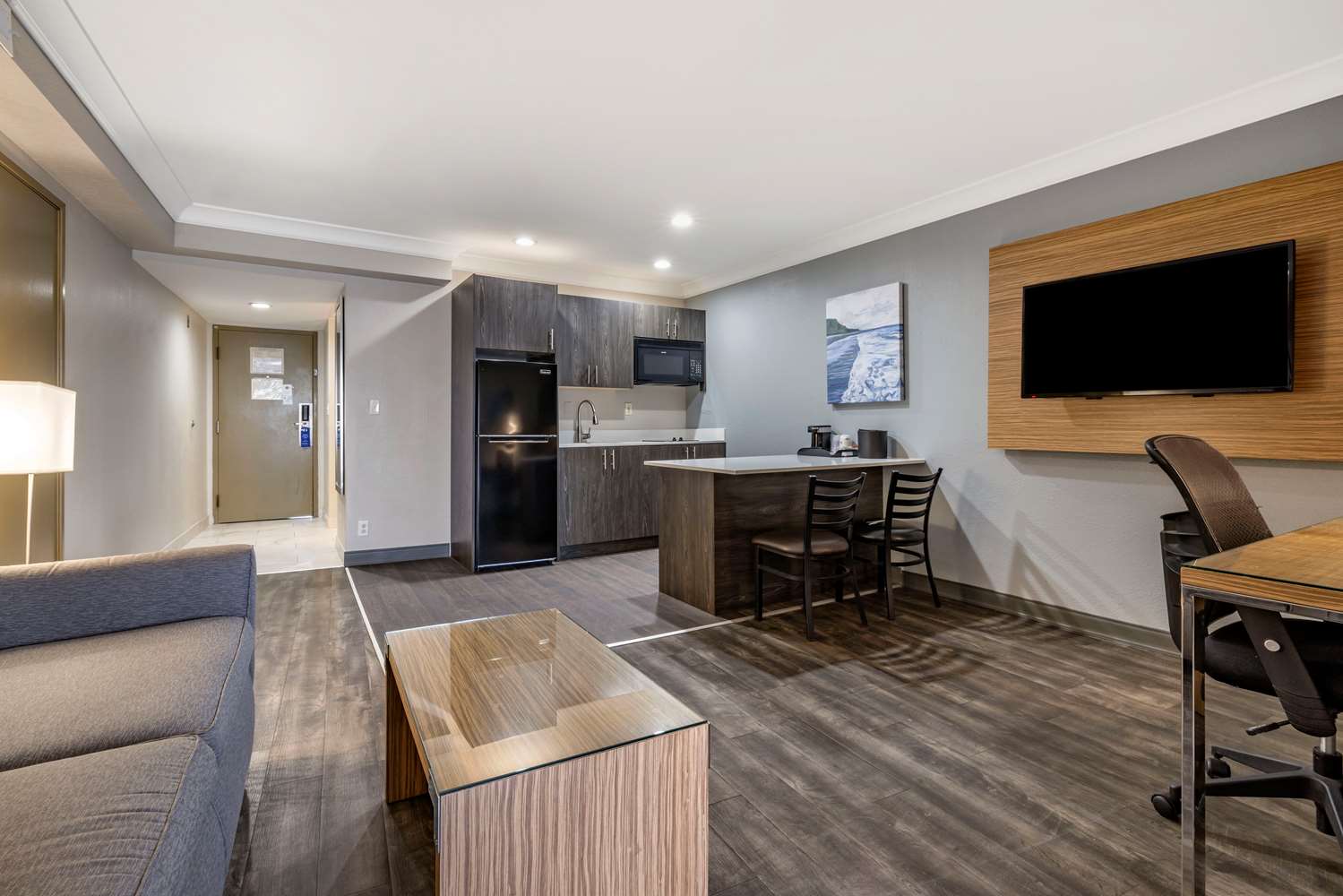 King Suite with Kitchenette